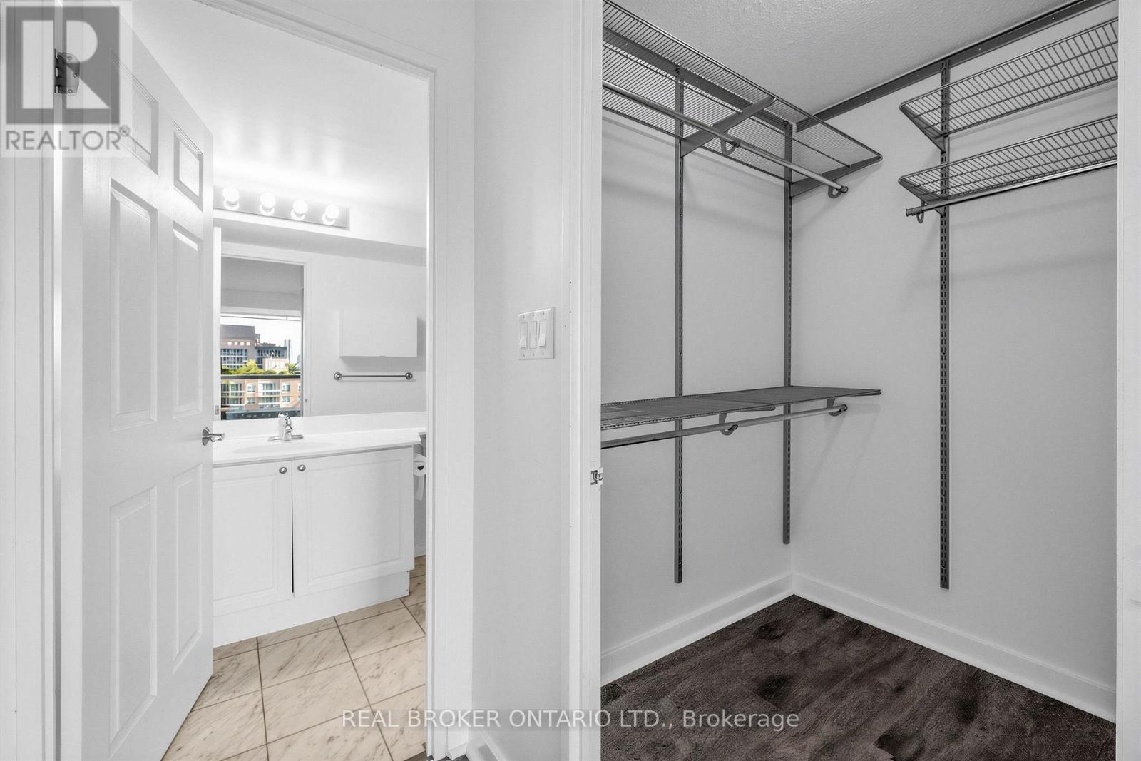 1720 - 230 King Street E, Toronto, Ontario  M5A 1K5 - Photo 18 - C13728826