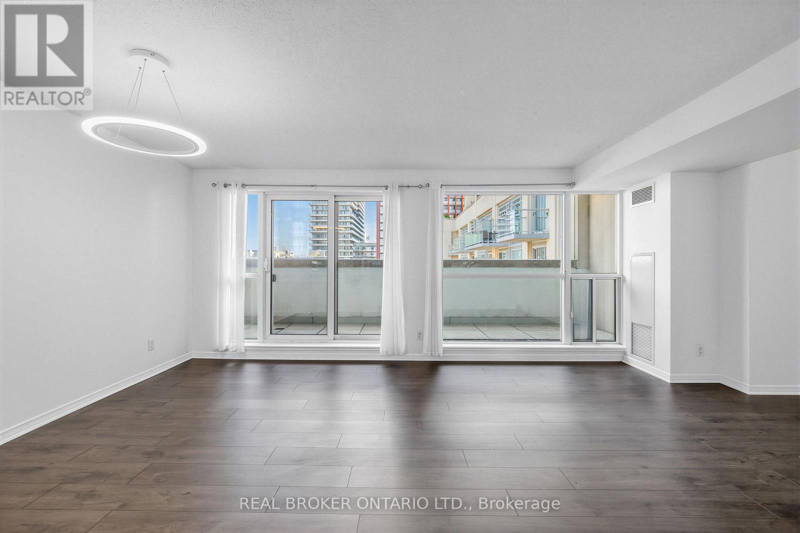 1720 - 230 King Street E, Toronto, Ontario  M5A 1K5 - Photo 3 - C13728826
