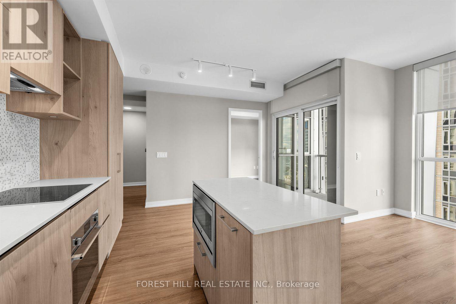 3705 - 1 Yorkville Avenue, Toronto, Ontario  M4W 1L1 - Photo 11 - C13728920