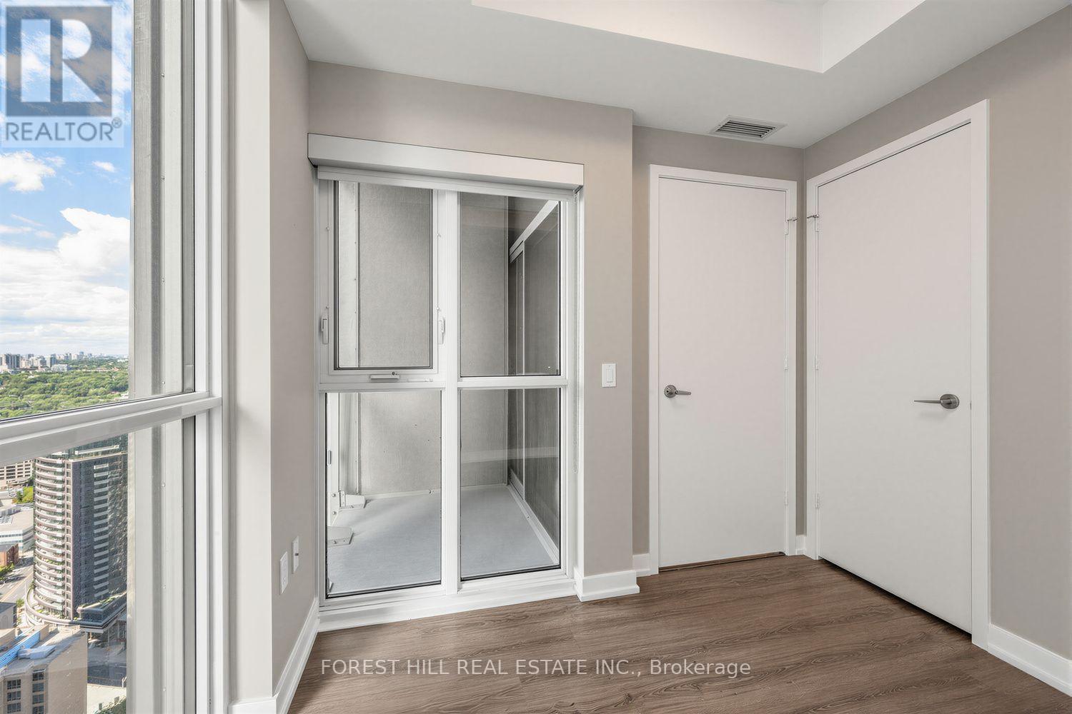 3705 - 1 Yorkville Avenue, Toronto, Ontario  M4W 1L1 - Photo 17 - C13728920