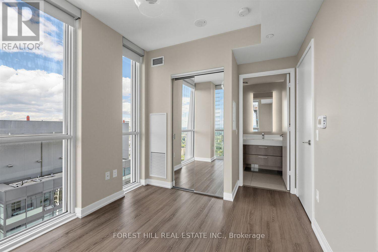 3705 - 1 Yorkville Avenue, Toronto, Ontario  M4W 1L1 - Photo 22 - C13728920