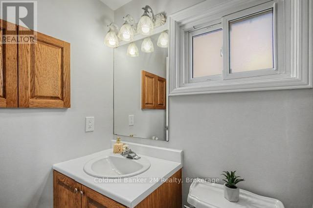 41 Panter Crescent, Ajax, Ontario  L1S 3T4 - Photo 25 - E13728922