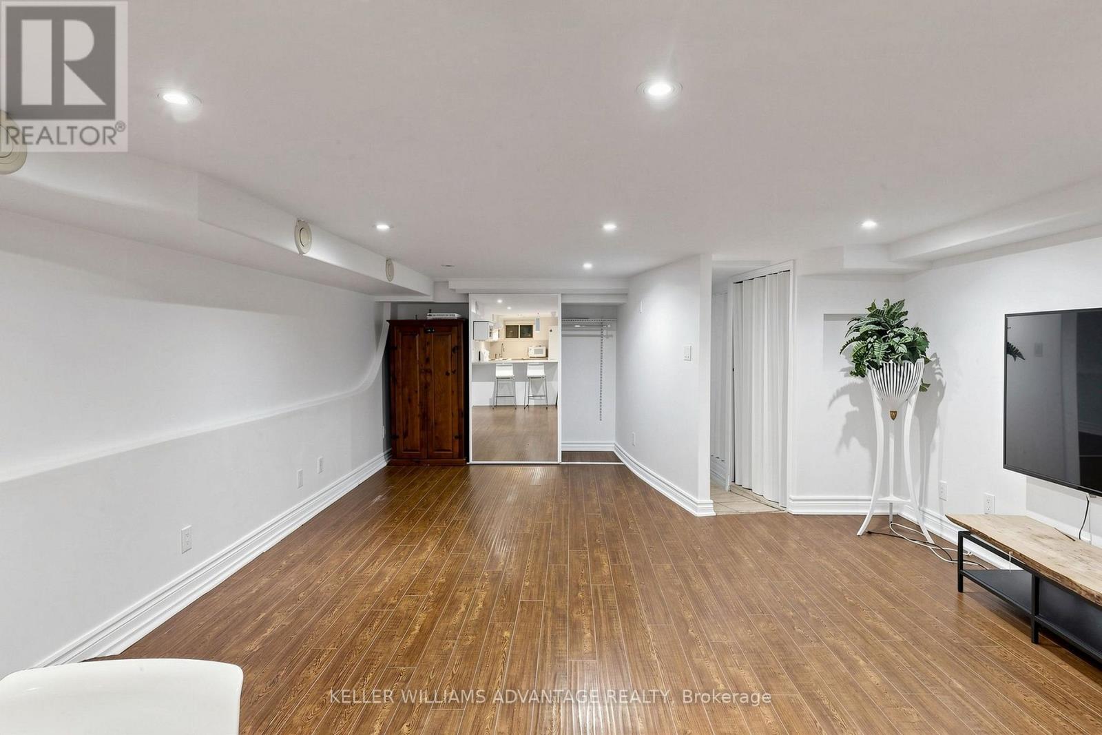 Basement - 4 Edgewood Avenue, Toronto, Ontario  M4L 3G7 - Photo 11 - E13728814