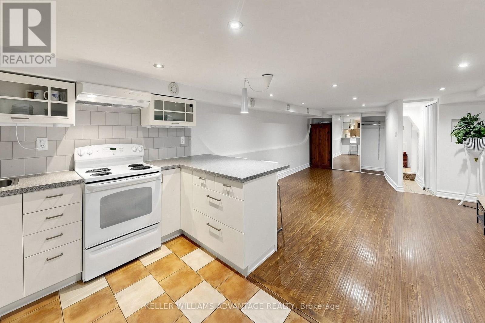 Basement - 4 Edgewood Avenue, Toronto, Ontario  M4L 3G7 - Photo 15 - E13728814