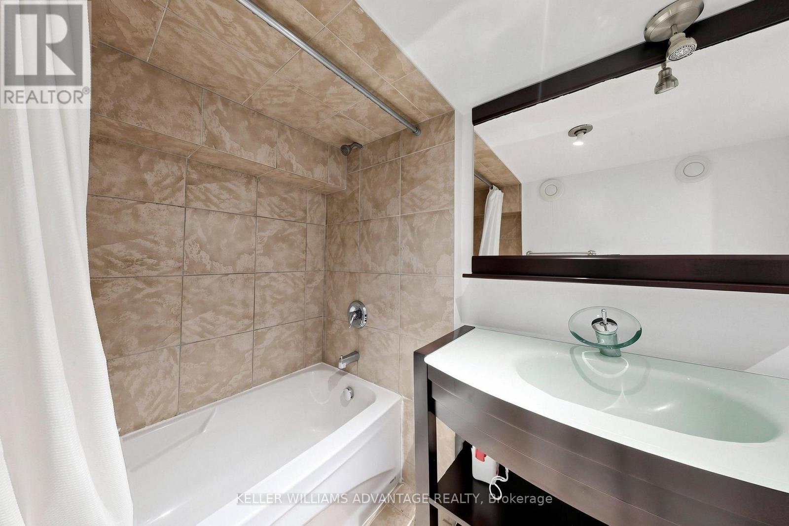 Basement - 4 Edgewood Avenue, Toronto, Ontario  M4L 3G7 - Photo 18 - E13728814