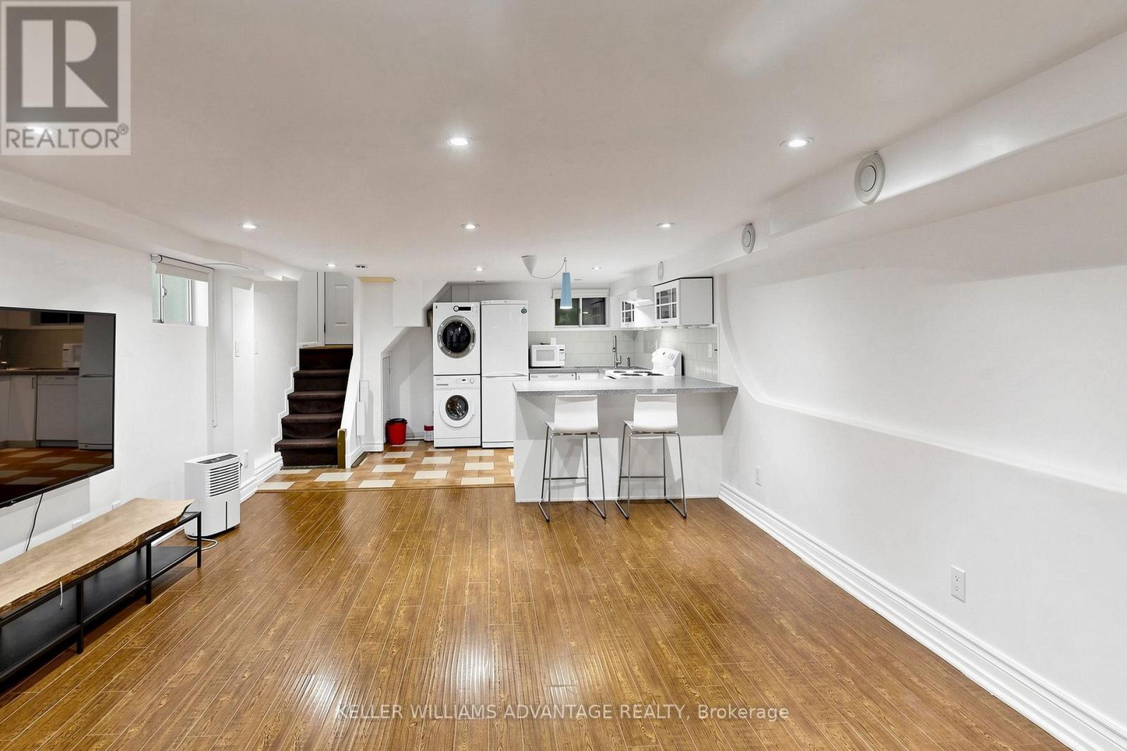 Basement - 4 Edgewood Avenue, Toronto, Ontario  M4L 3G7 - Photo 5 - E13728814