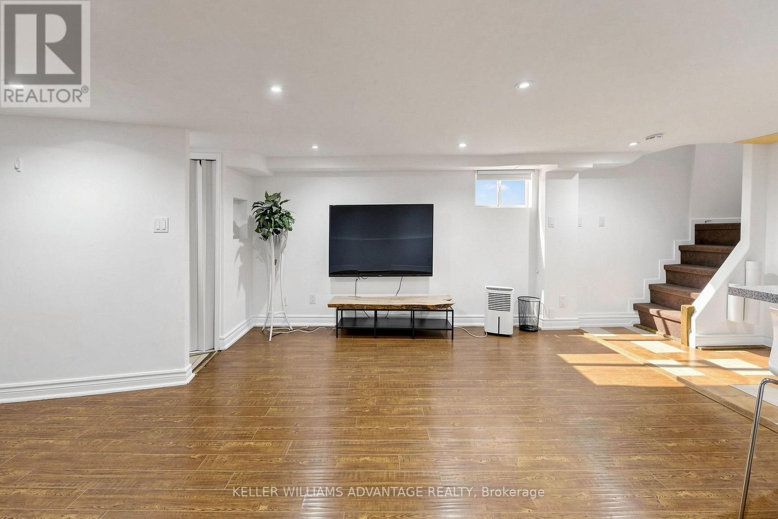 Basement - 4 Edgewood Avenue, Toronto, Ontario  M4L 3G7 - Photo 8 - E13728814