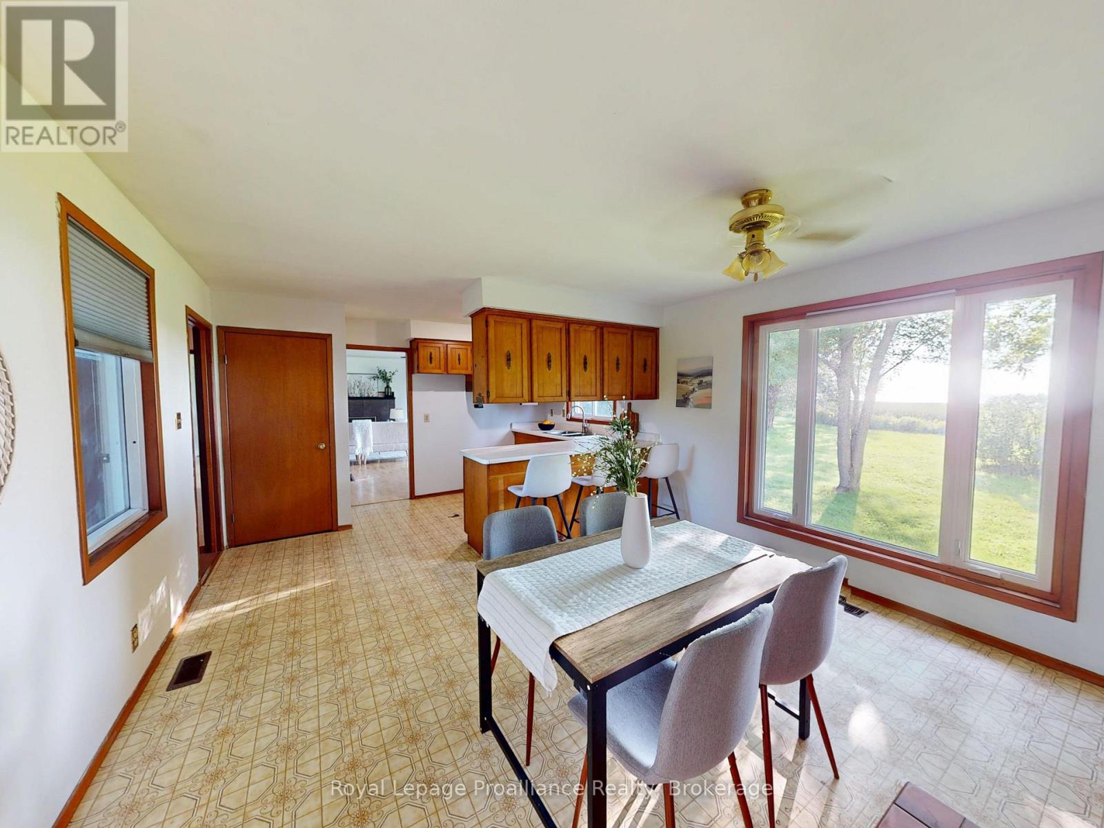 311e County Rd 29 Road, Prince Edward County, Ontario  K0K 1T0 - Photo 10 - X13728772