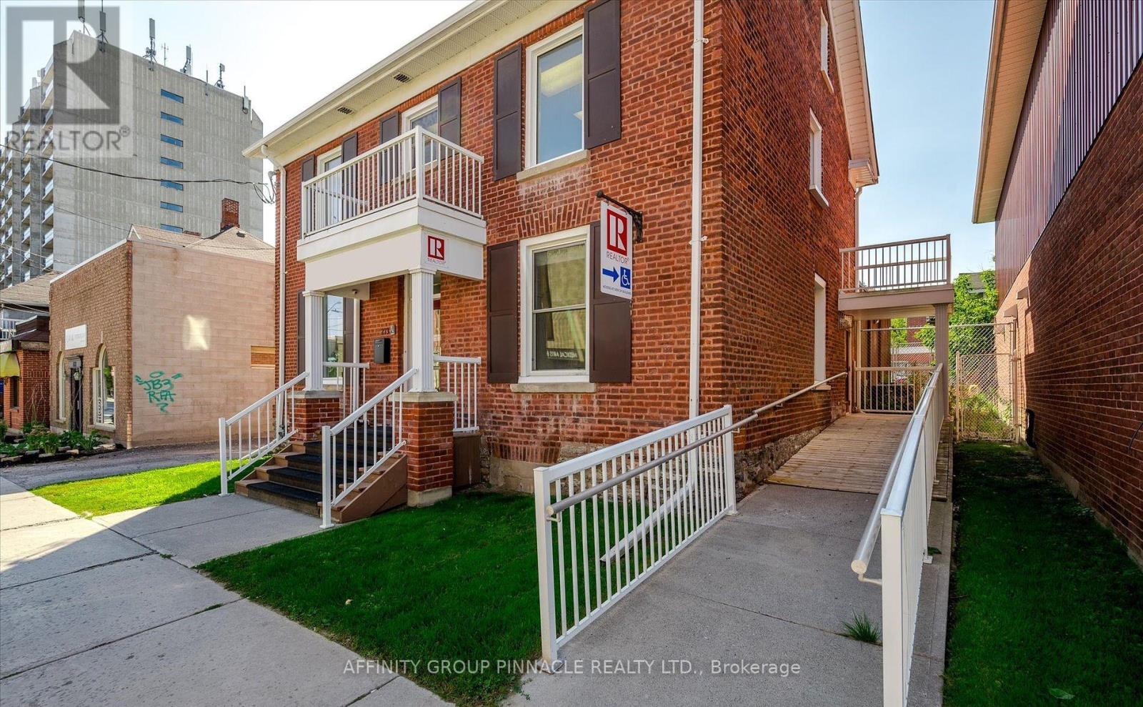 1 - 273 Charlotte Street, Peterborough, Ontario  K9J 2V3 - Photo 3 - X13728784