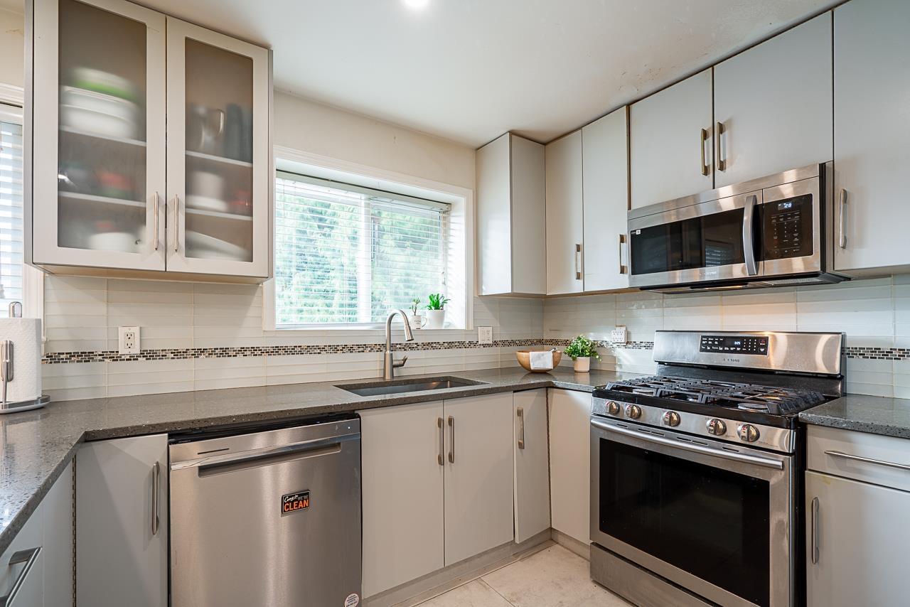 7802 139a Street, Surrey, British Columbia  V3W 5H4 - Photo 5 - R3160069