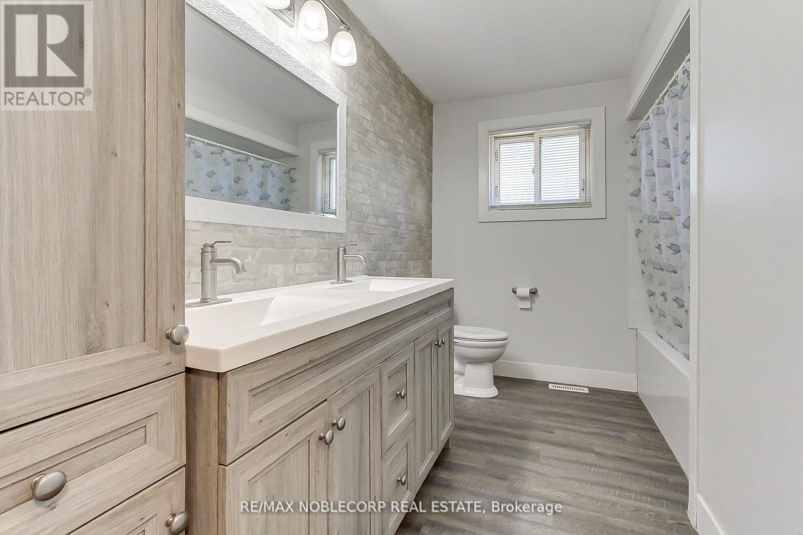 17 Larkdale Crescent, Essa, Ontario  L0M 1B0 - Photo 29 - N13728828