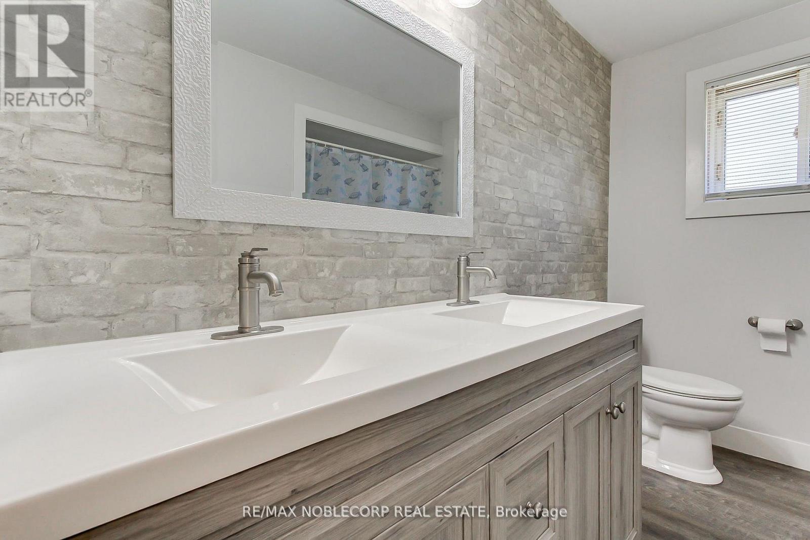 17 Larkdale Crescent, Essa, Ontario  L0M 1B0 - Photo 30 - N13728828