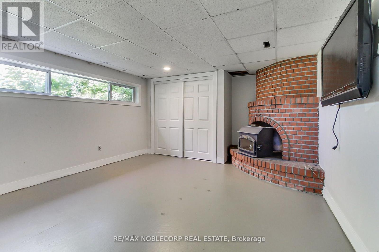 17 Larkdale Crescent, Essa, Ontario  L0M 1B0 - Photo 33 - N13728828