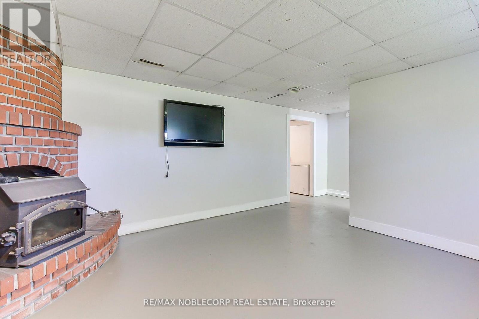 17 Larkdale Crescent, Essa, Ontario  L0M 1B0 - Photo 34 - N13728828