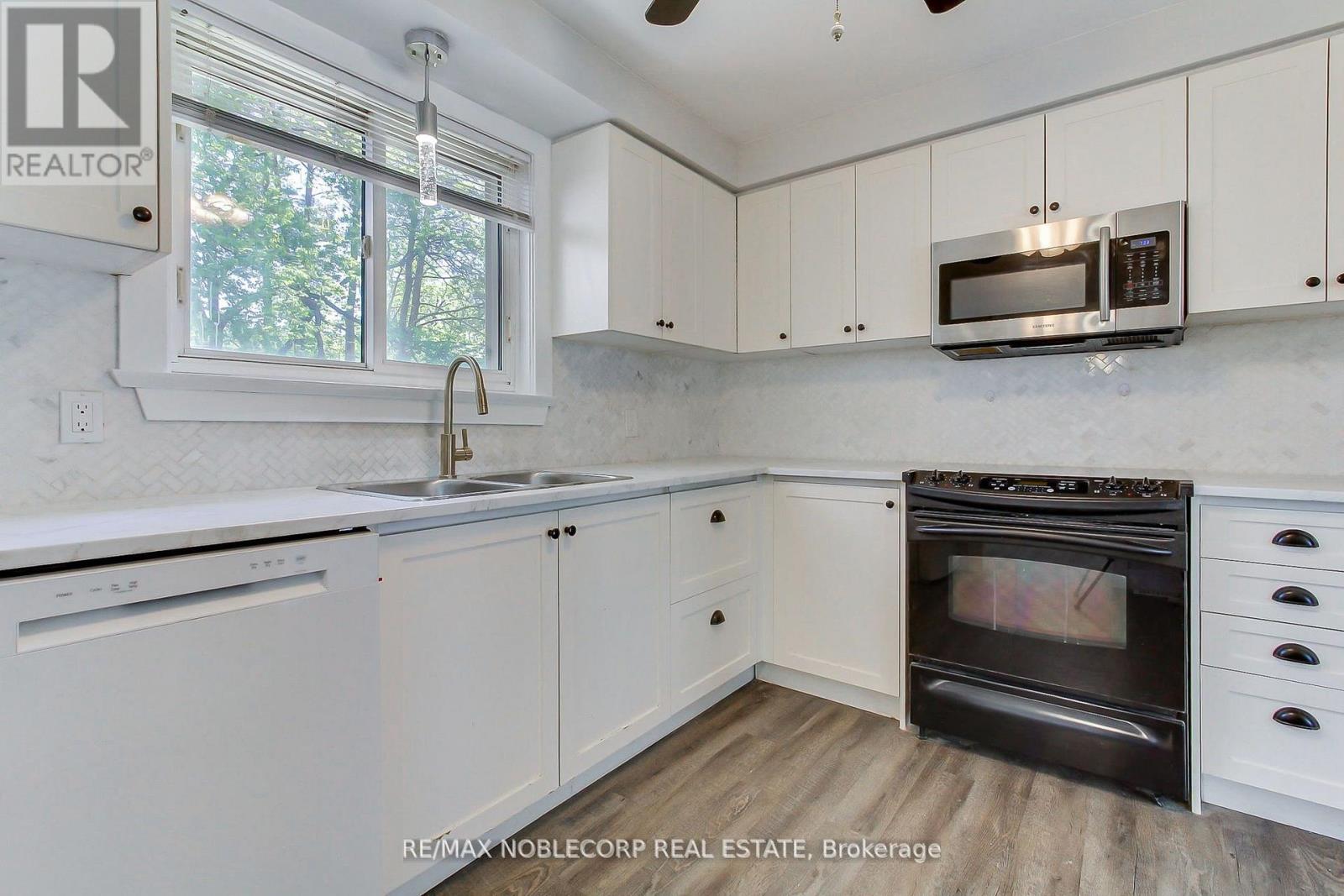 17 Larkdale Crescent, Essa (Angus), Ontario L0M 1B0 - Photo 19 - N13728834
