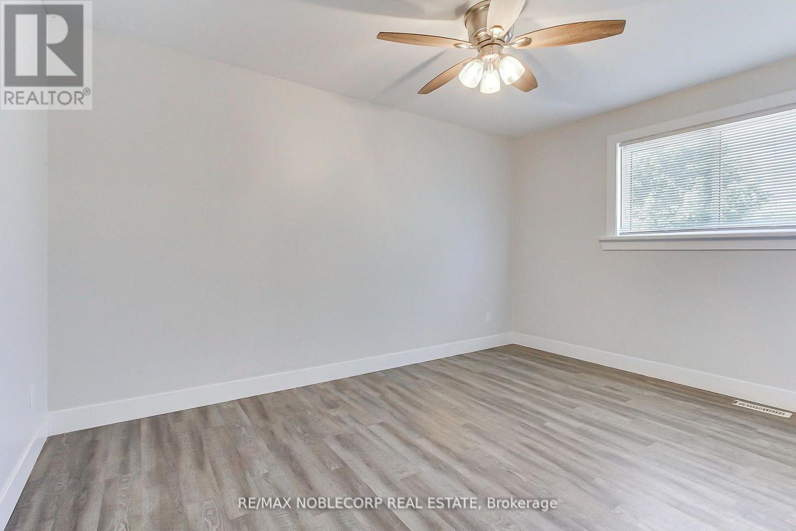 17 Larkdale Crescent, Essa (Angus), Ontario L0M 1B0 - Photo 26 - N13728834