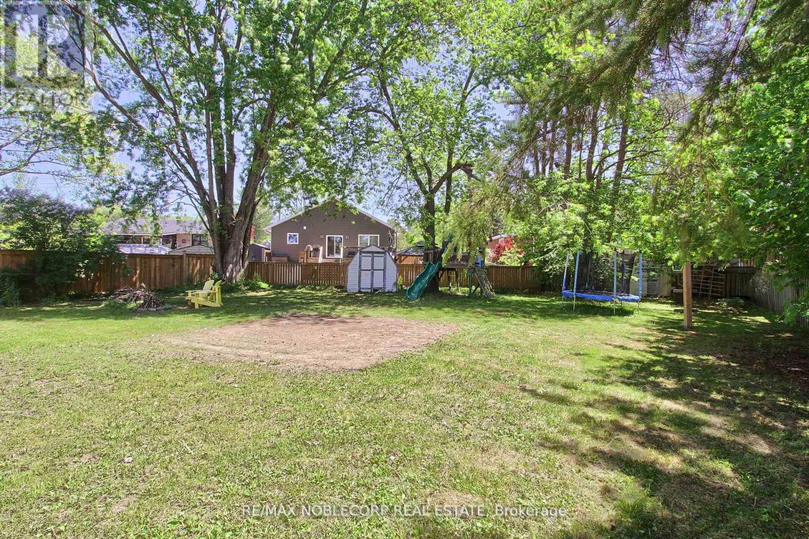 17 Larkdale Crescent, Essa (Angus), Ontario L0M 1B0 - Photo 39 - N13728834