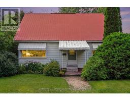 30 JAMES STREET, Smiths Falls, Ontario