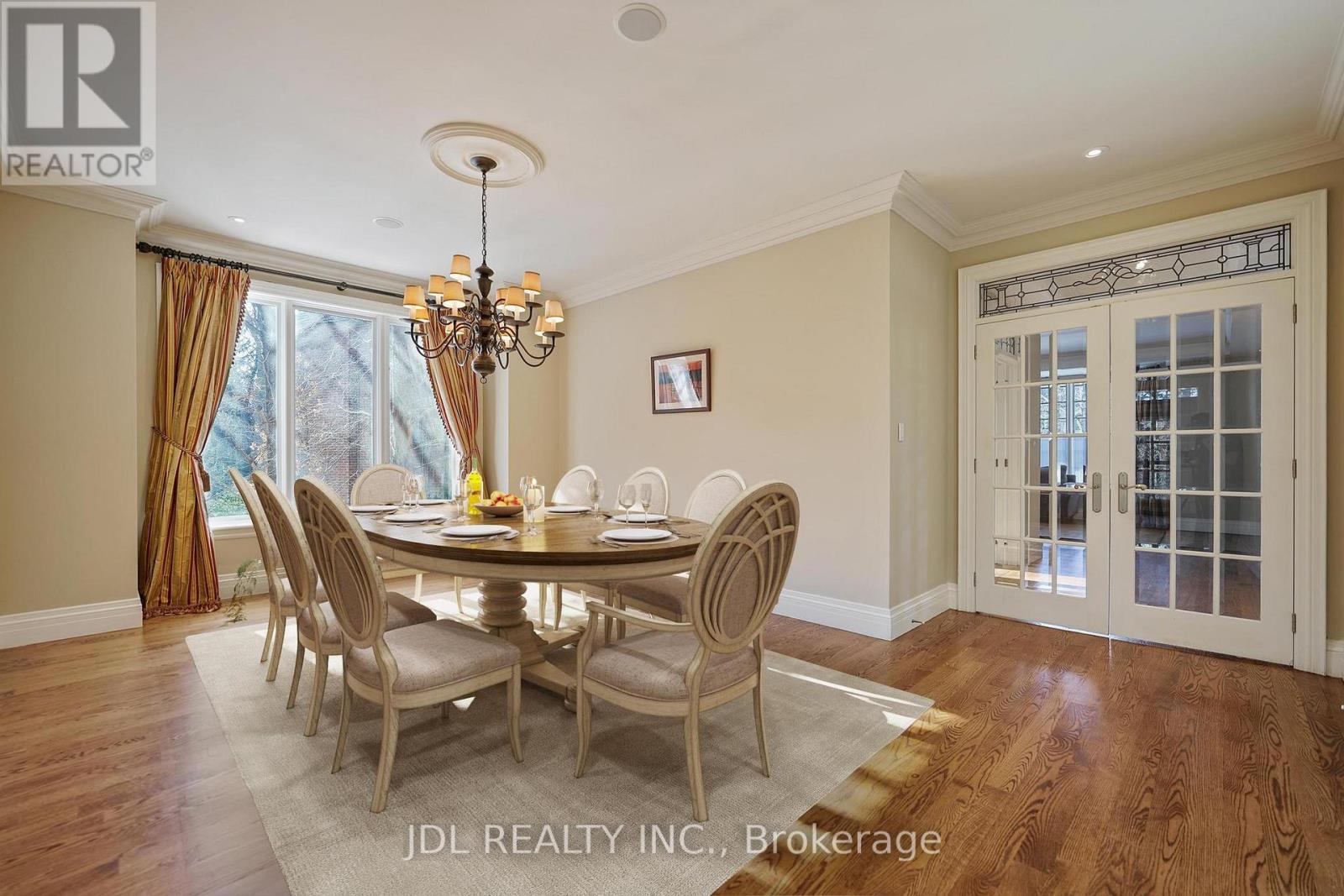 1283 Lindburgh Court, Mississauga, Ontario  L5H 4J2 - Photo 11 - W13728768