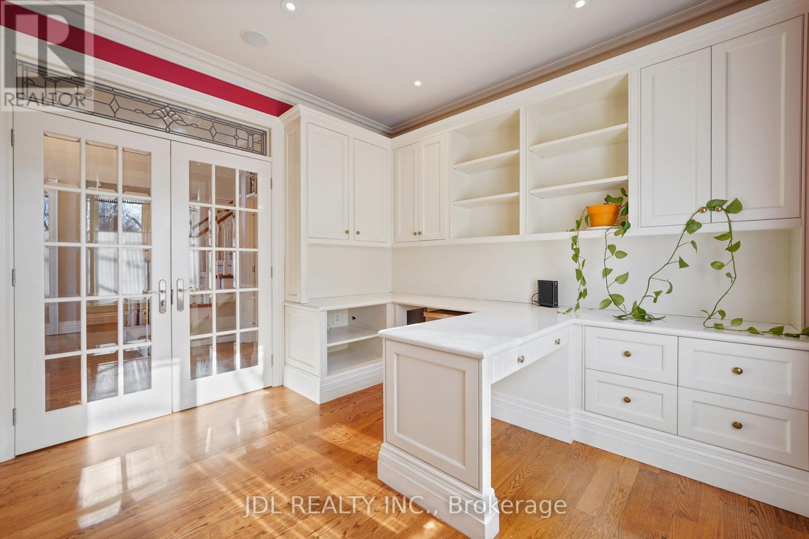 1283 Lindburgh Court, Mississauga, Ontario  L5H 4J2 - Photo 15 - W13728768