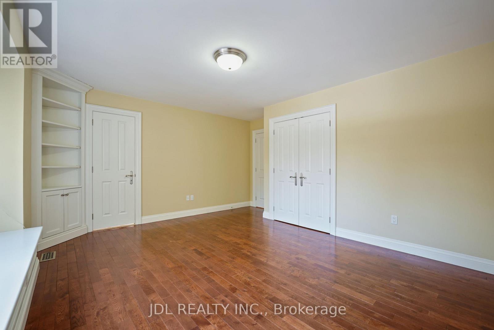 1283 Lindburgh Court, Mississauga, Ontario  L5H 4J2 - Photo 38 - W13728768