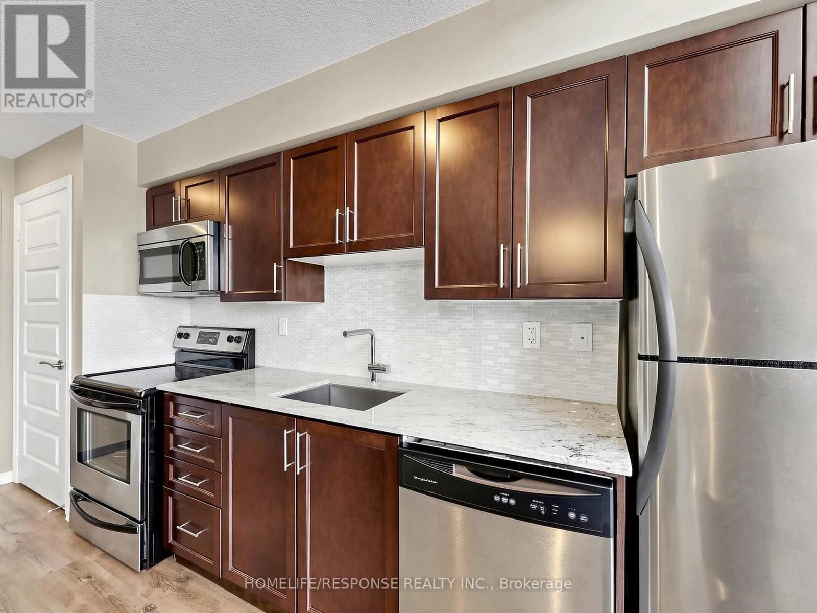 225 - 215 Queen Street E, Brampton, Ontario  L6W 0A9 - Photo 10 - W13728774
