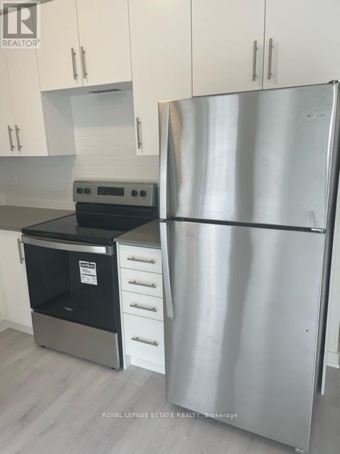 8 - 3409 Ridgeway Drive, Mississauga, Ontario  L5L 0B9 - Photo 3 - W13728836