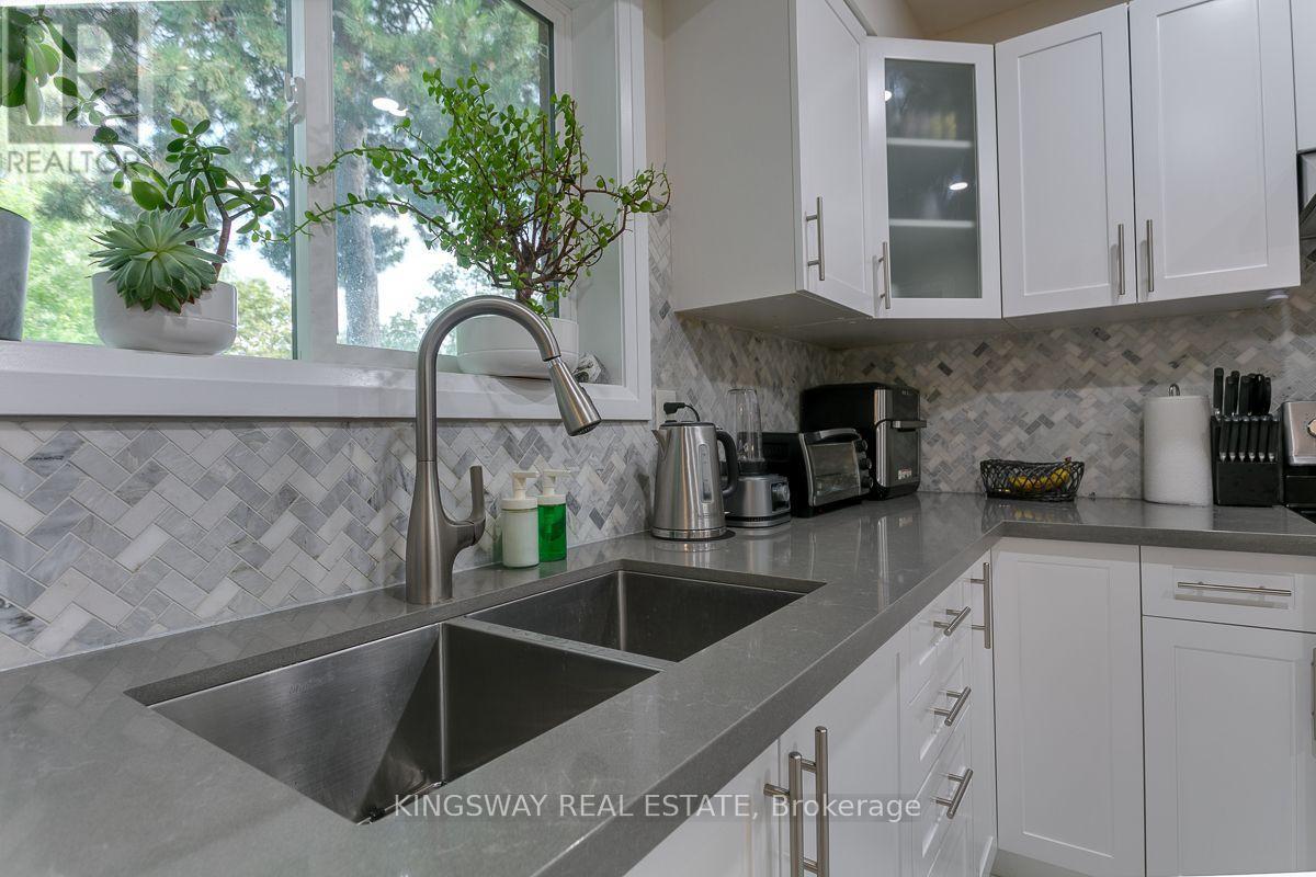 68 - 3175 Kirwin Avenue, Mississauga, Ontario  L5A 3M4 - Photo 10 - W13728866