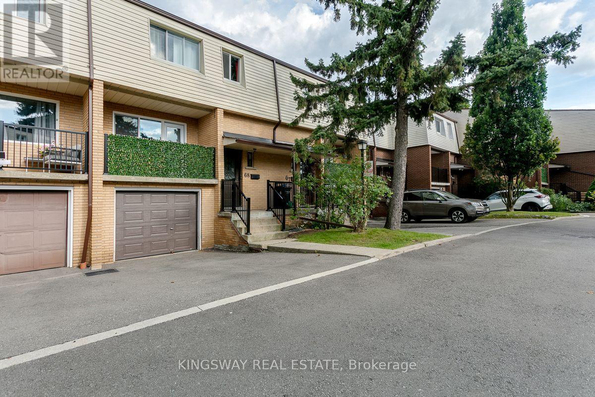 68 - 3175 Kirwin Avenue, Mississauga, Ontario  L5A 3M4 - Photo 2 - W13728866