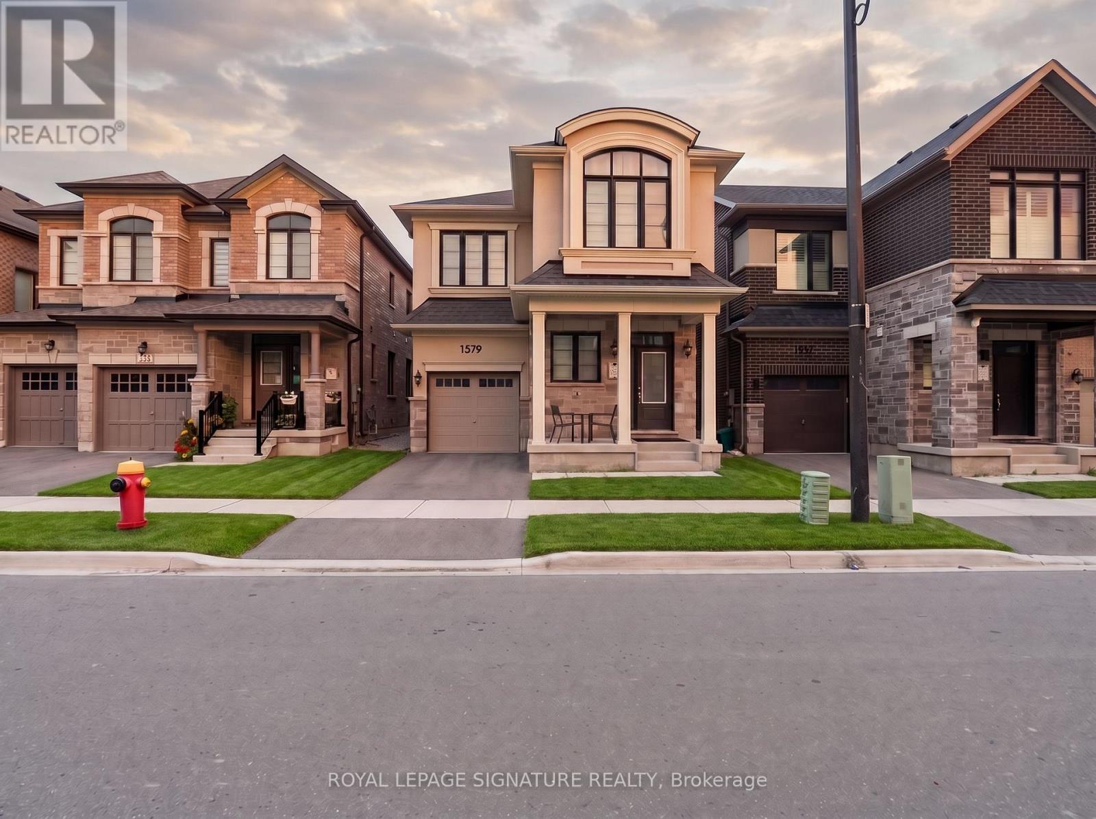 1579 Severn Drive, Milton, Ontario  L9E 1X8 - Photo 2 - W13728874