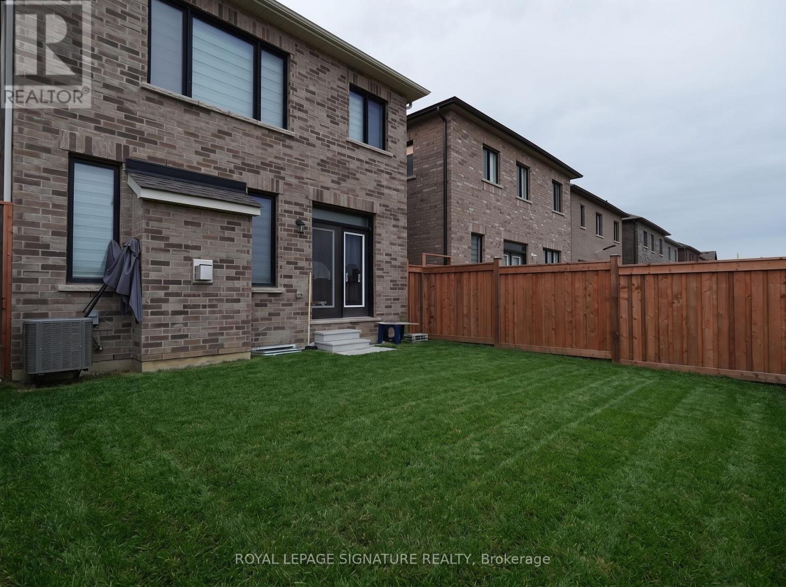 1579 Severn Drive, Milton, Ontario  L9E 1X8 - Photo 36 - W13728874
