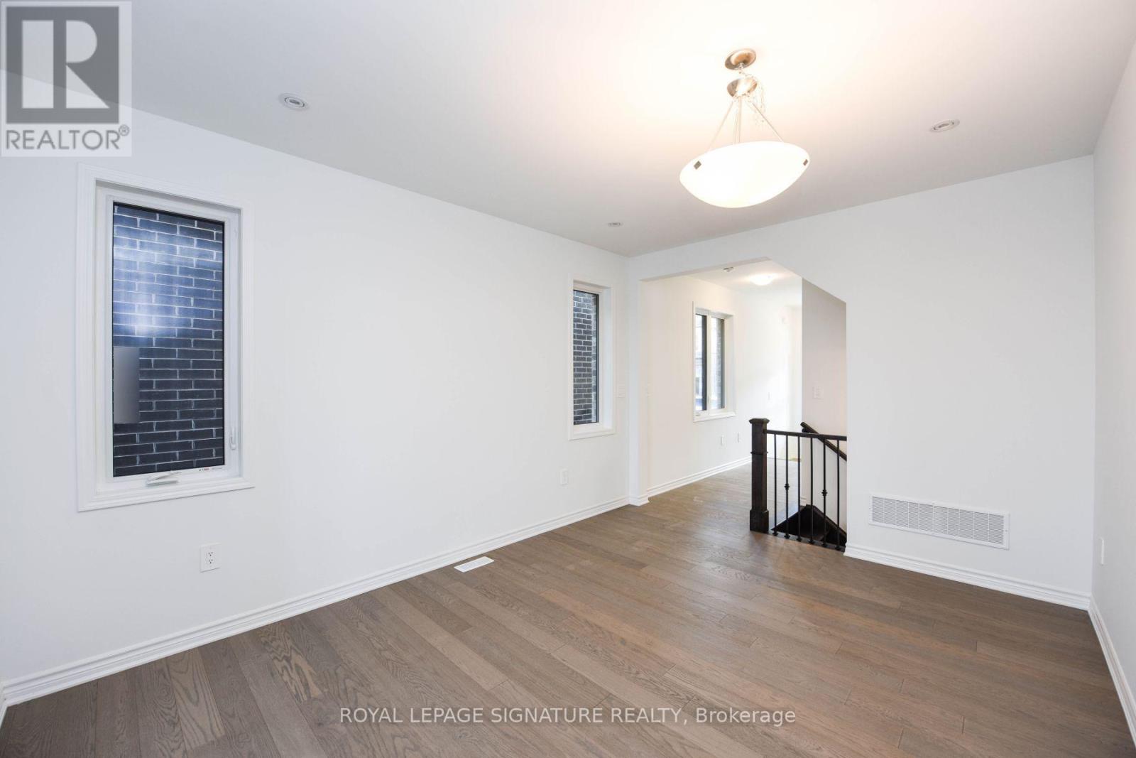 1579 Severn Drive, Milton, Ontario  L9E 1X8 - Photo 7 - W13728874