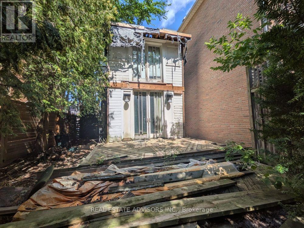 29 Thelma Avenue, Toronto, Ontario  M4V 1X8 - Photo 9 - C13728502