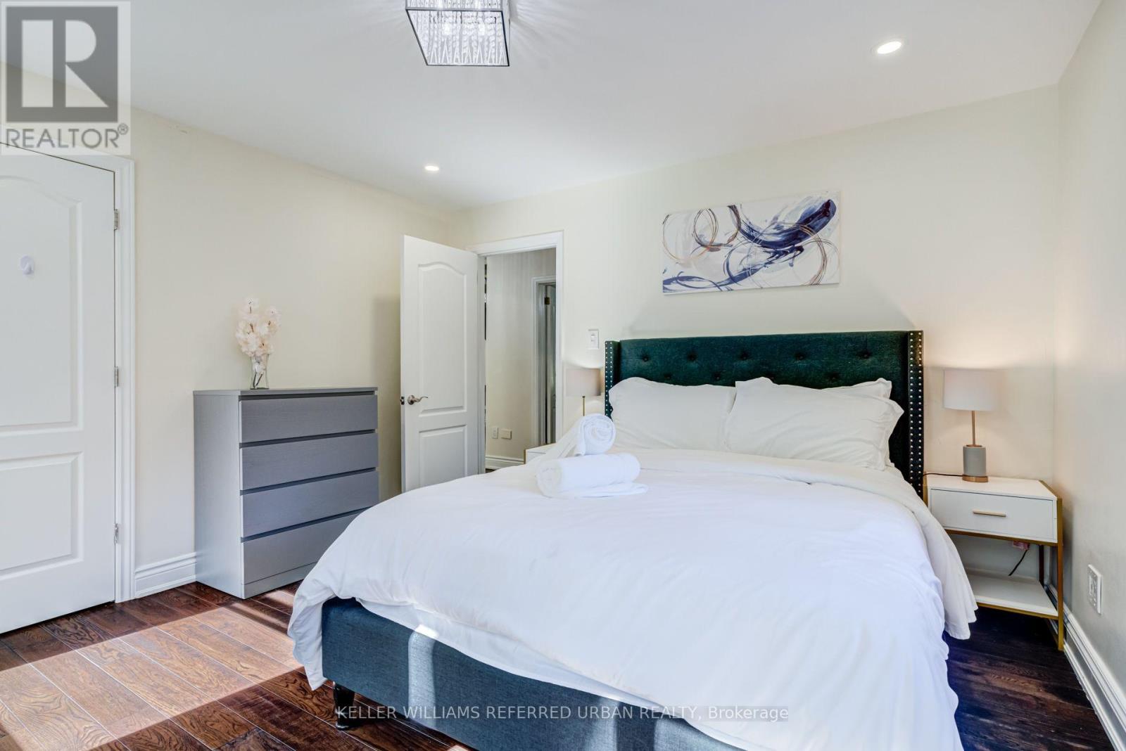 876 Parkland Avenue, Mississauga, Ontario  L5H 3H1 - Photo 12 - W13728918