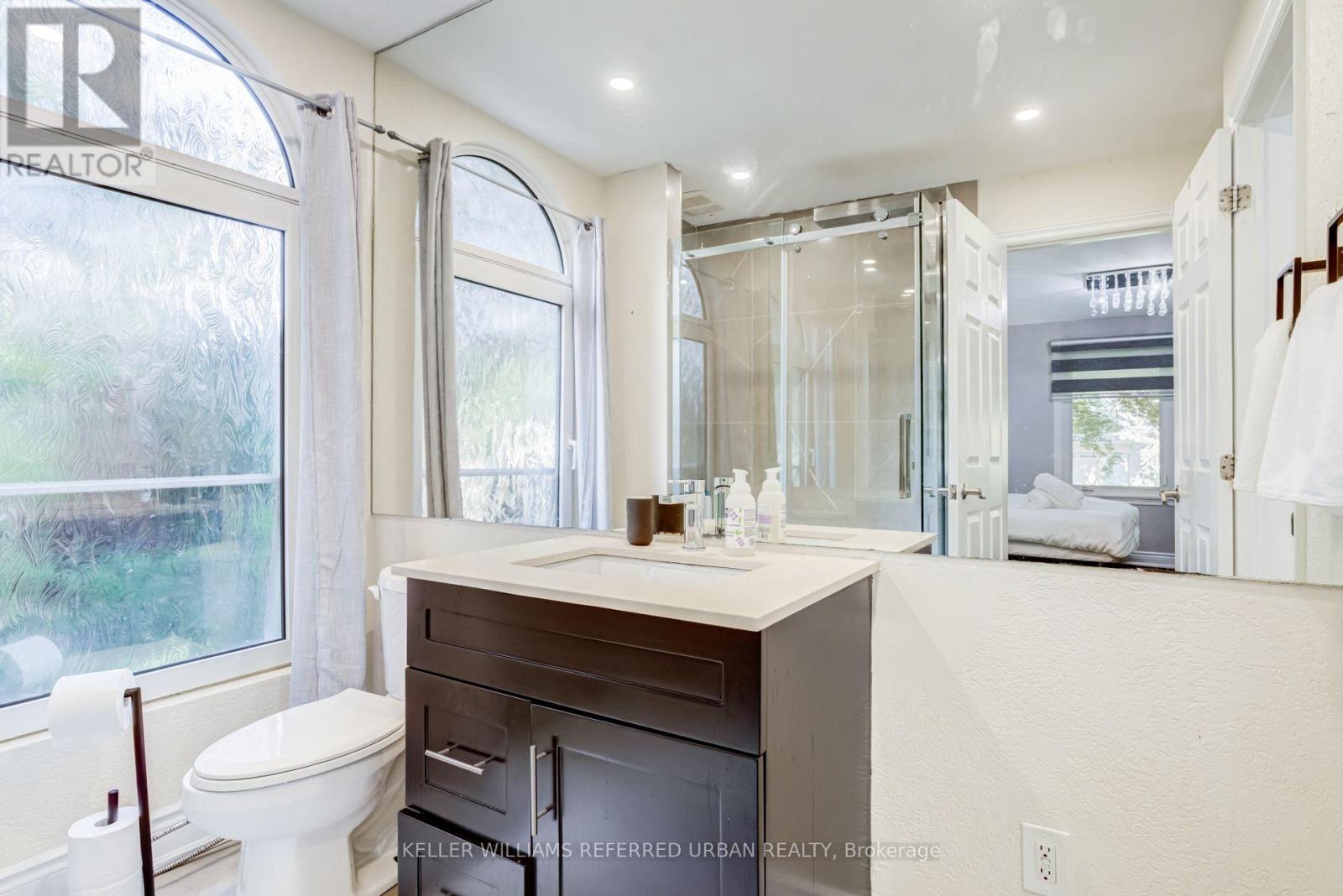876 Parkland Avenue, Mississauga, Ontario  L5H 3H1 - Photo 15 - W13728918
