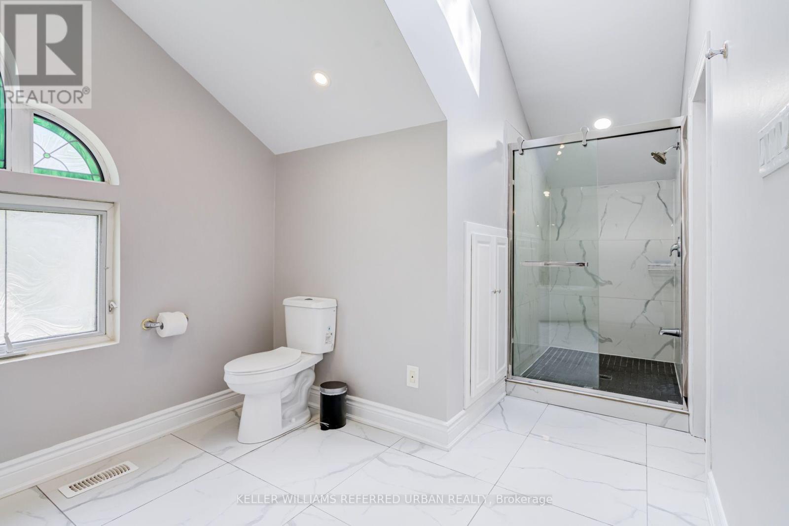 876 Parkland Avenue, Mississauga, Ontario  L5H 3H1 - Photo 23 - W13728918
