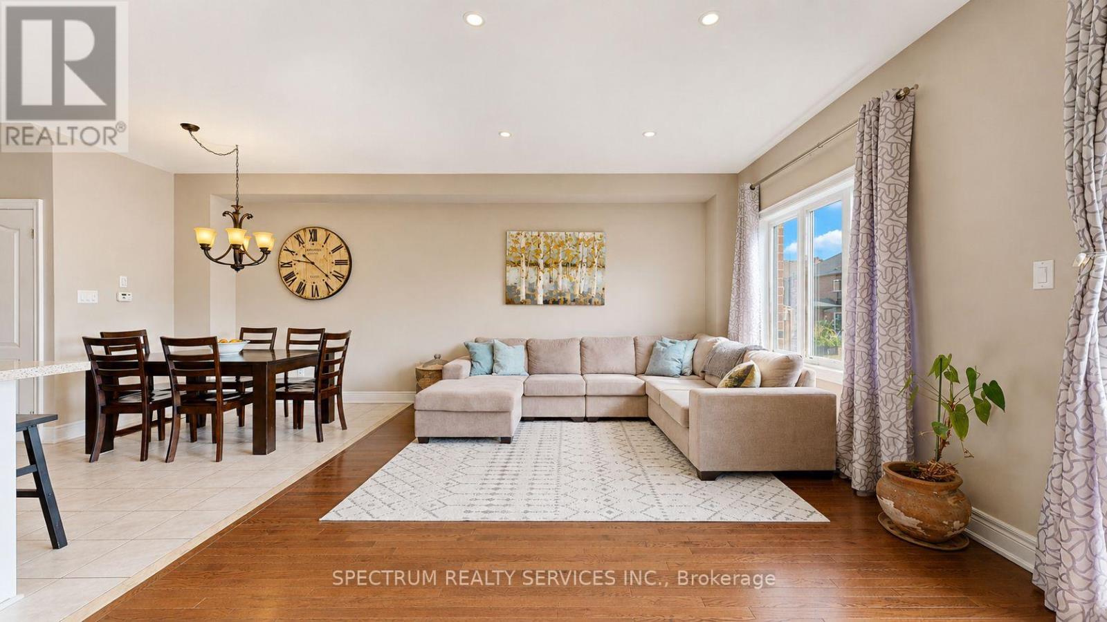 1103 Stantin Street, Innisfil, Ontario  L0L 1W0 - Photo 12 - N13728554