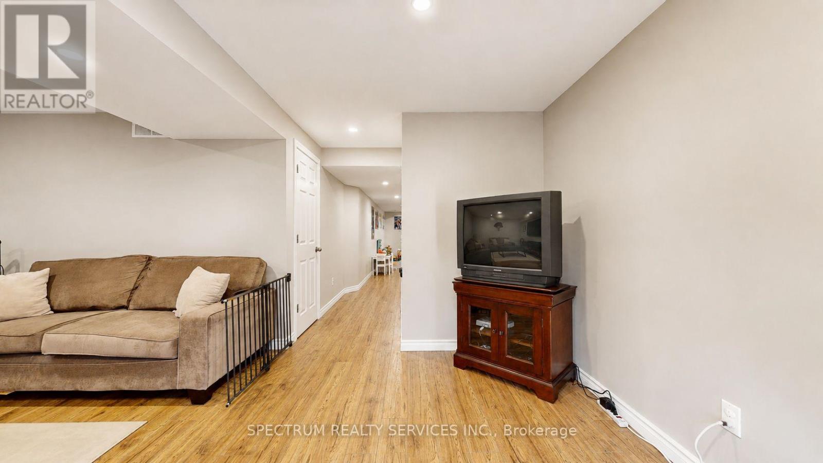 1103 Stantin Street, Innisfil, Ontario  L0L 1W0 - Photo 32 - N13728554