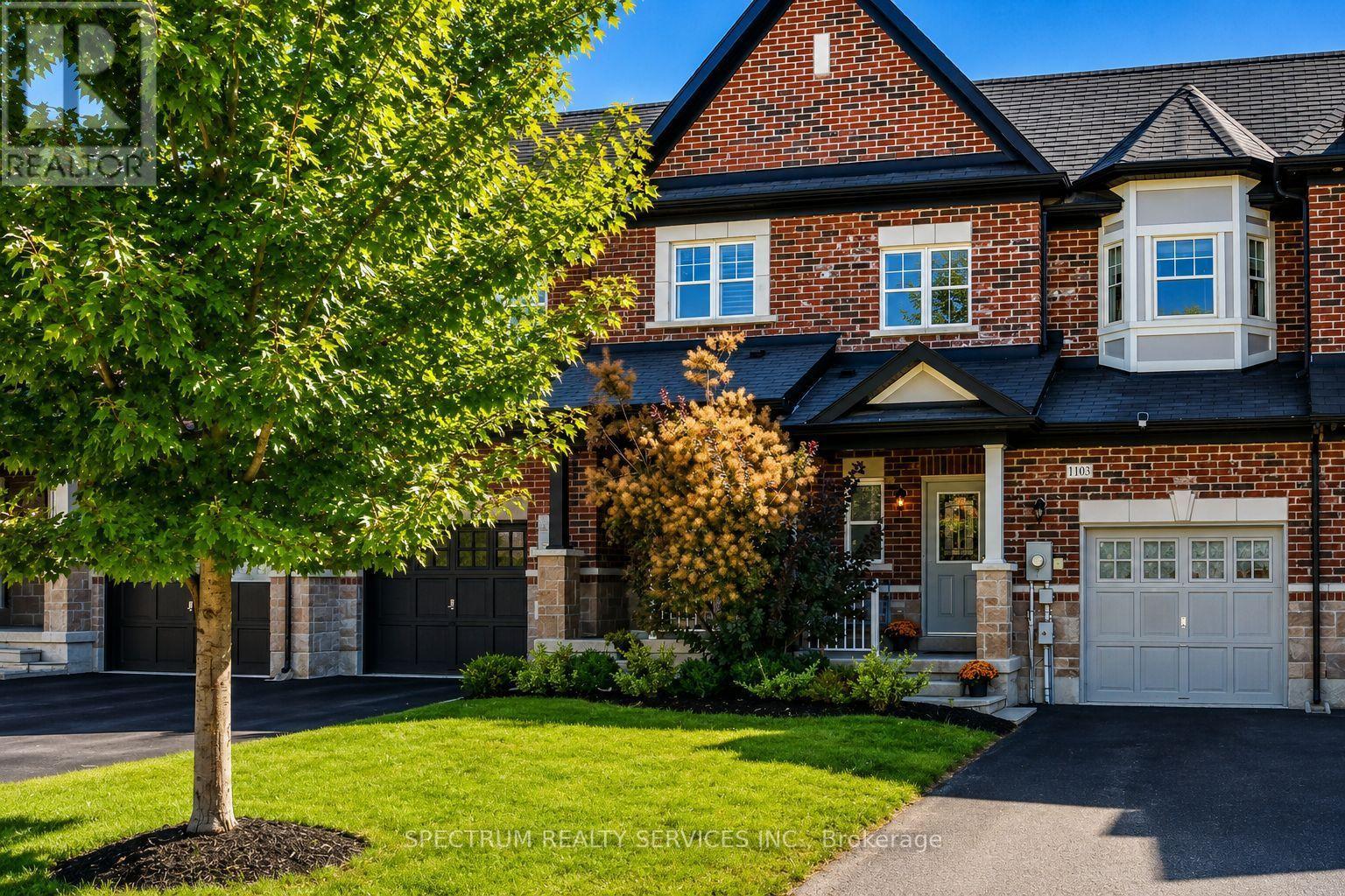 1103 Stantin Street, Innisfil, Ontario  L0L 1W0 - Photo 1 - N13728554