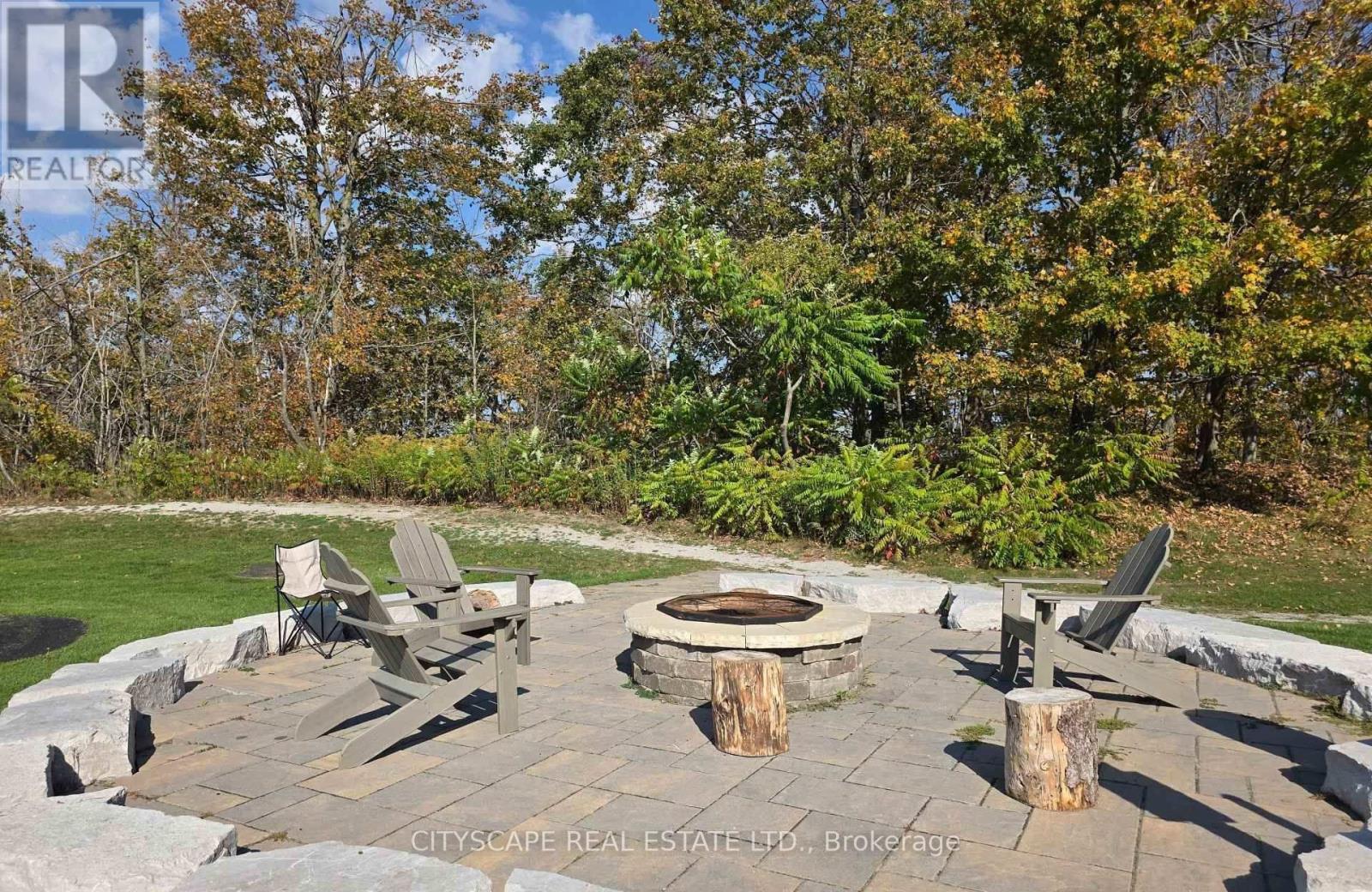 35 - 90 Highland Drive, Oro-Medonte, Ontario  L0L 2L0 - Photo 4 - S13485084