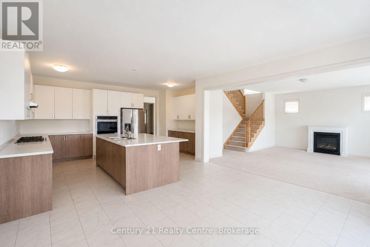 256 Rea Drive, Centre Wellington, Ontario  N1M 0K1 - Photo 4 - X13728756