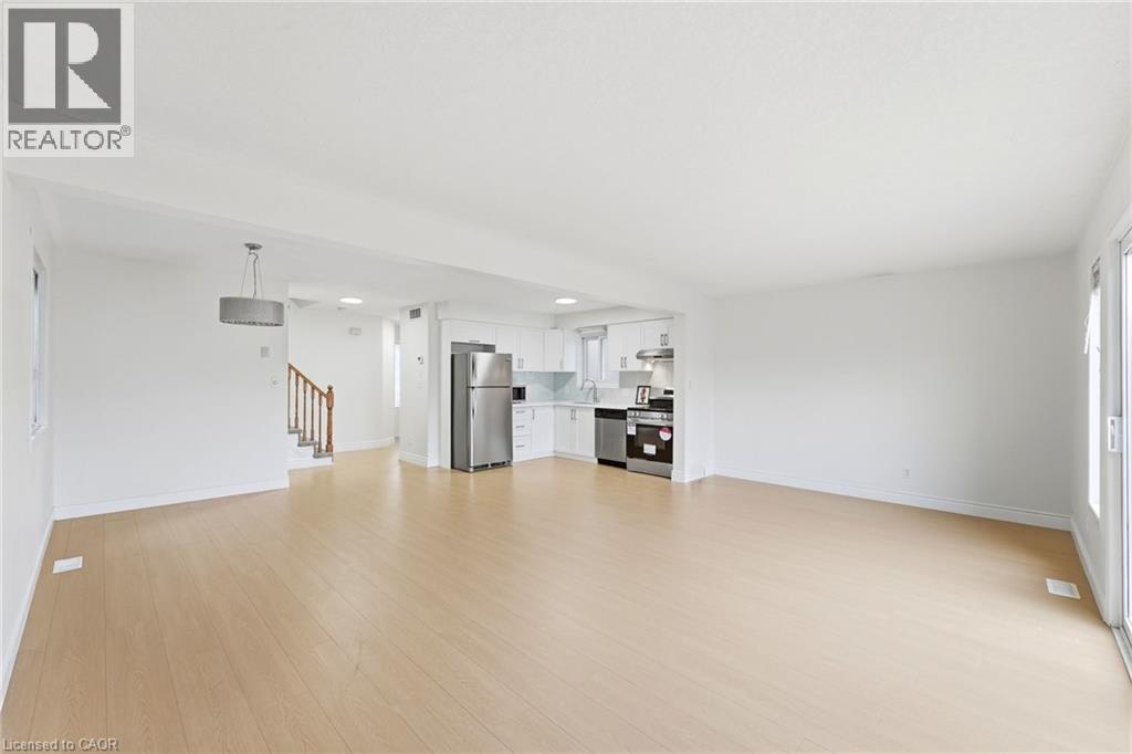82 Bridlewreath Street, Kitchener, Ontario  N2E 3V6 - Photo 7 - 40857763