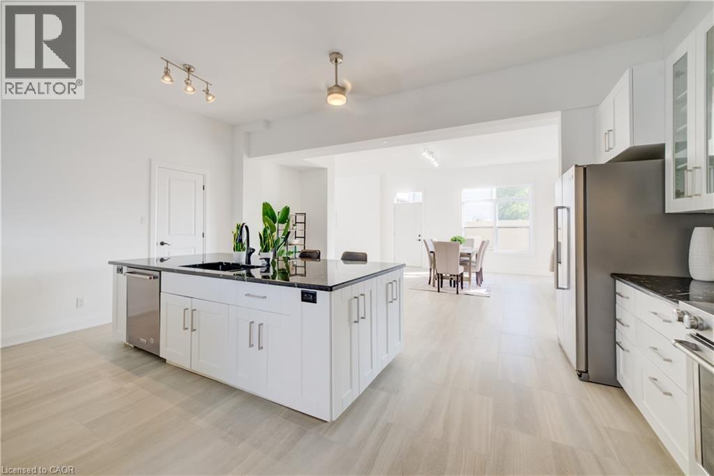 149 Woolwich Street, Waterloo, Ontario  N2K 1S5 - Photo 12 - 40858748