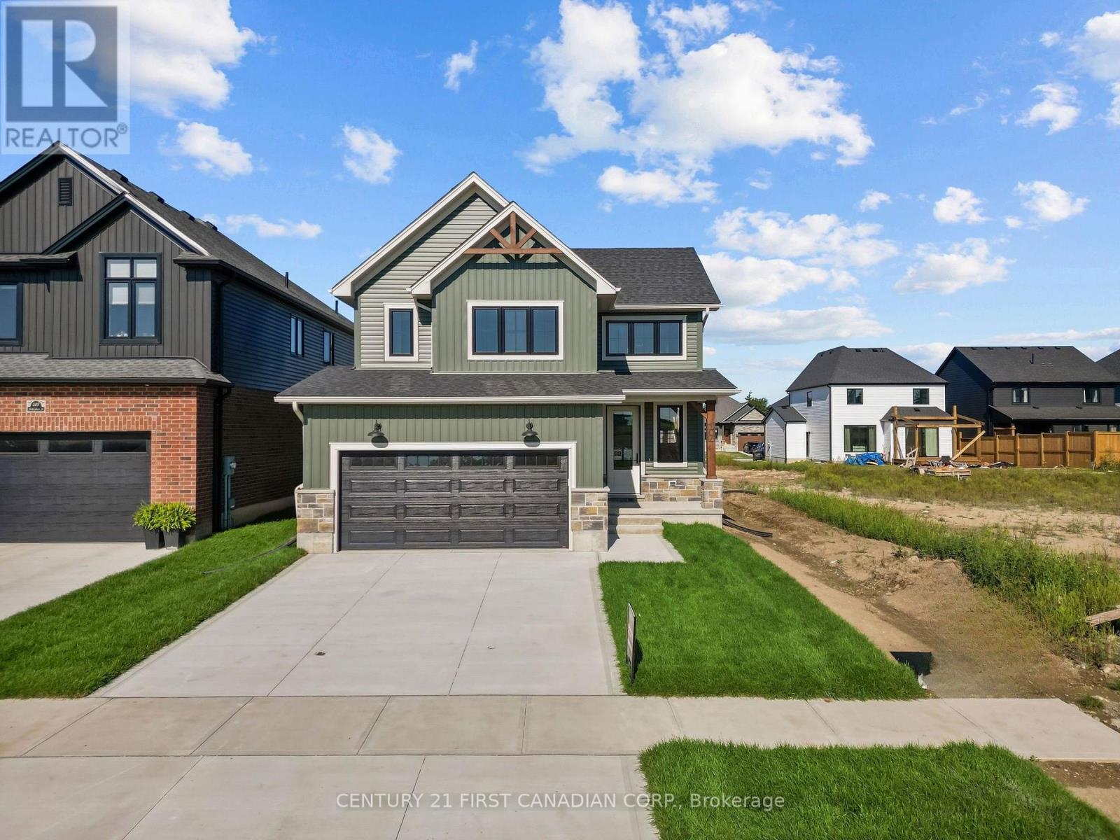 107 Sheldabren Street, North Middlesex, Ontario  N0M 1A0 - Photo 3 - X13135550