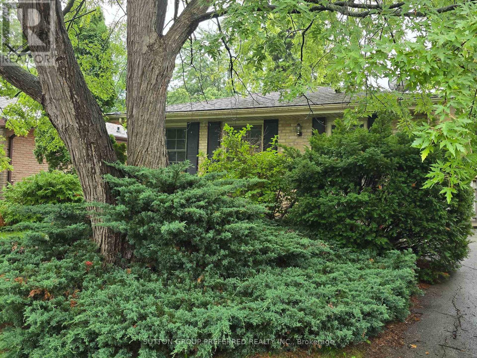 383 Ferndale Avenue, London South, Ontario  N6C 2Y9 - Photo 2 - X13728946