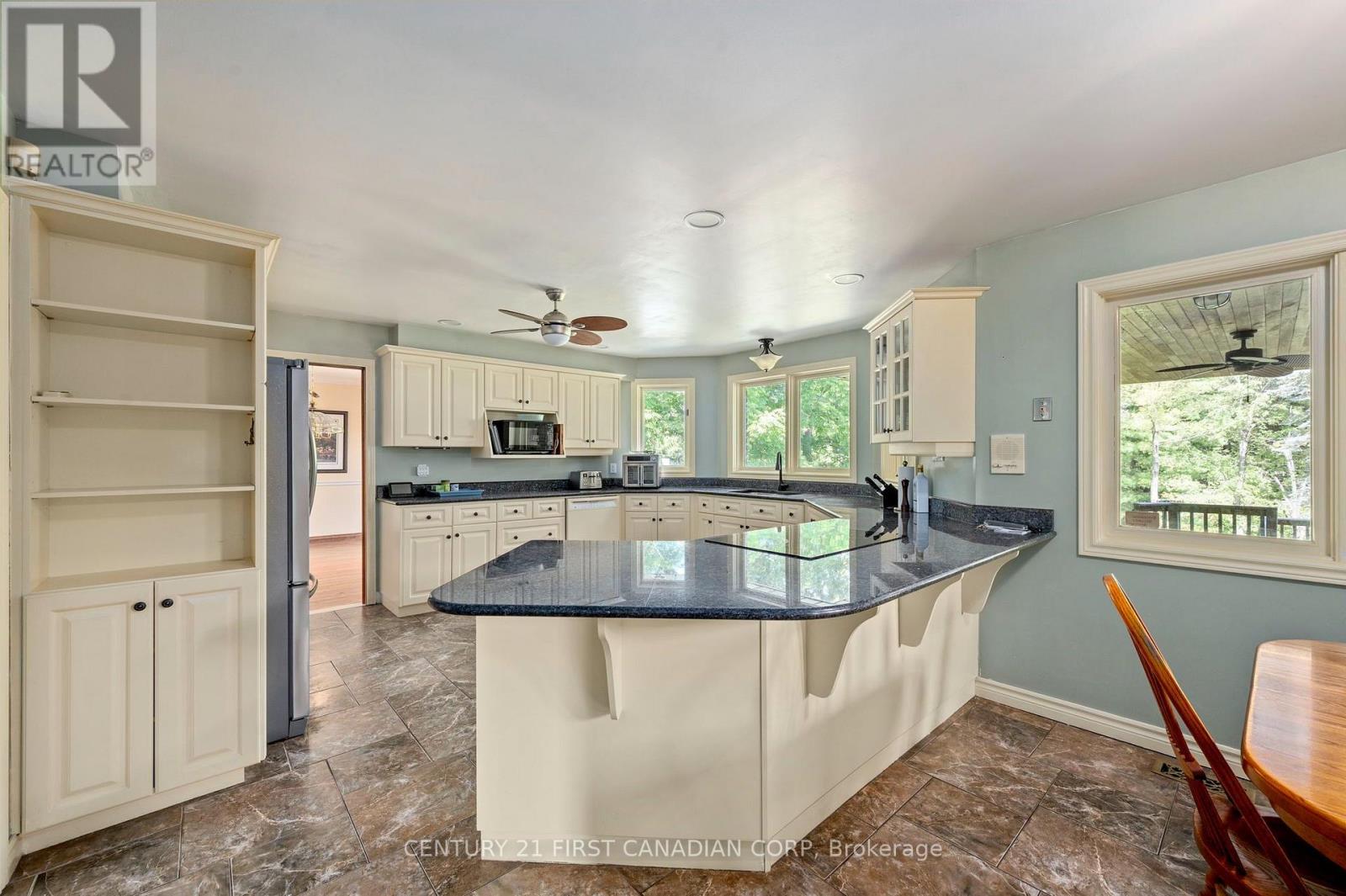 183 Wellington Street, Middlesex Centre, Ontario  N0L 1E0 - Photo 13 - X13728996