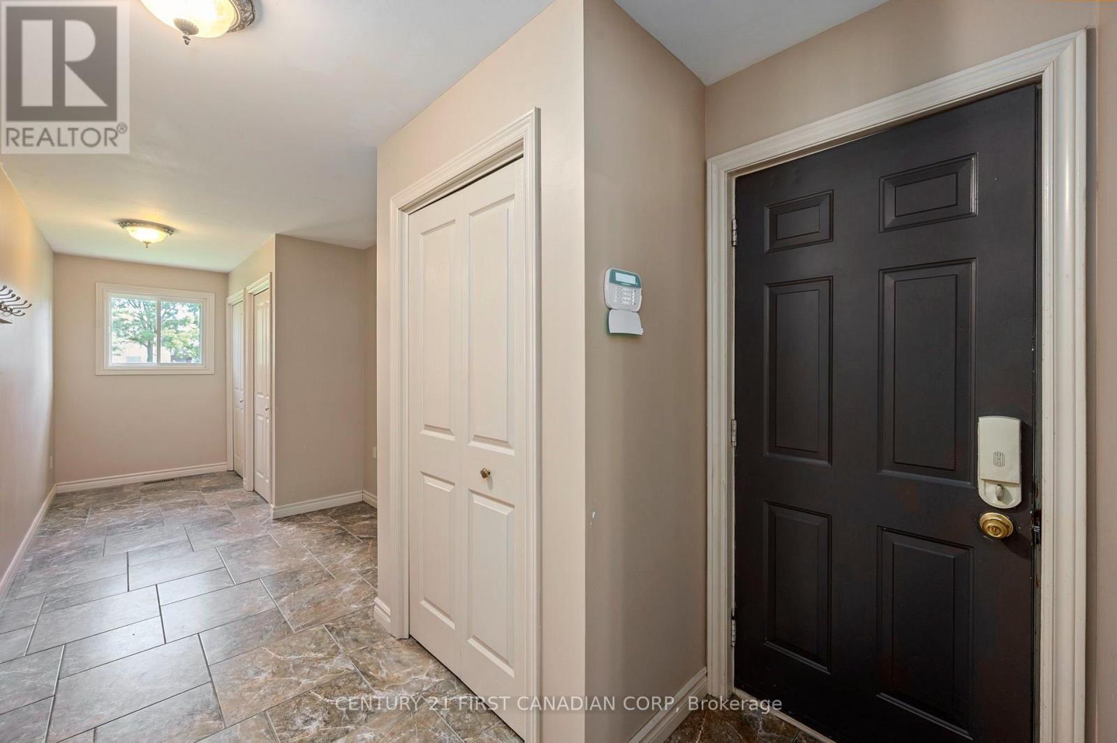 183 Wellington Street, Middlesex Centre, Ontario  N0L 1E0 - Photo 15 - X13728996