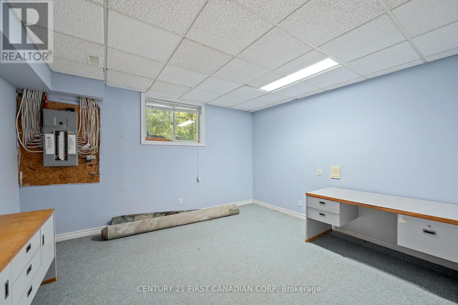 183 Wellington Street, Middlesex Centre, Ontario  N0L 1E0 - Photo 33 - X13728996