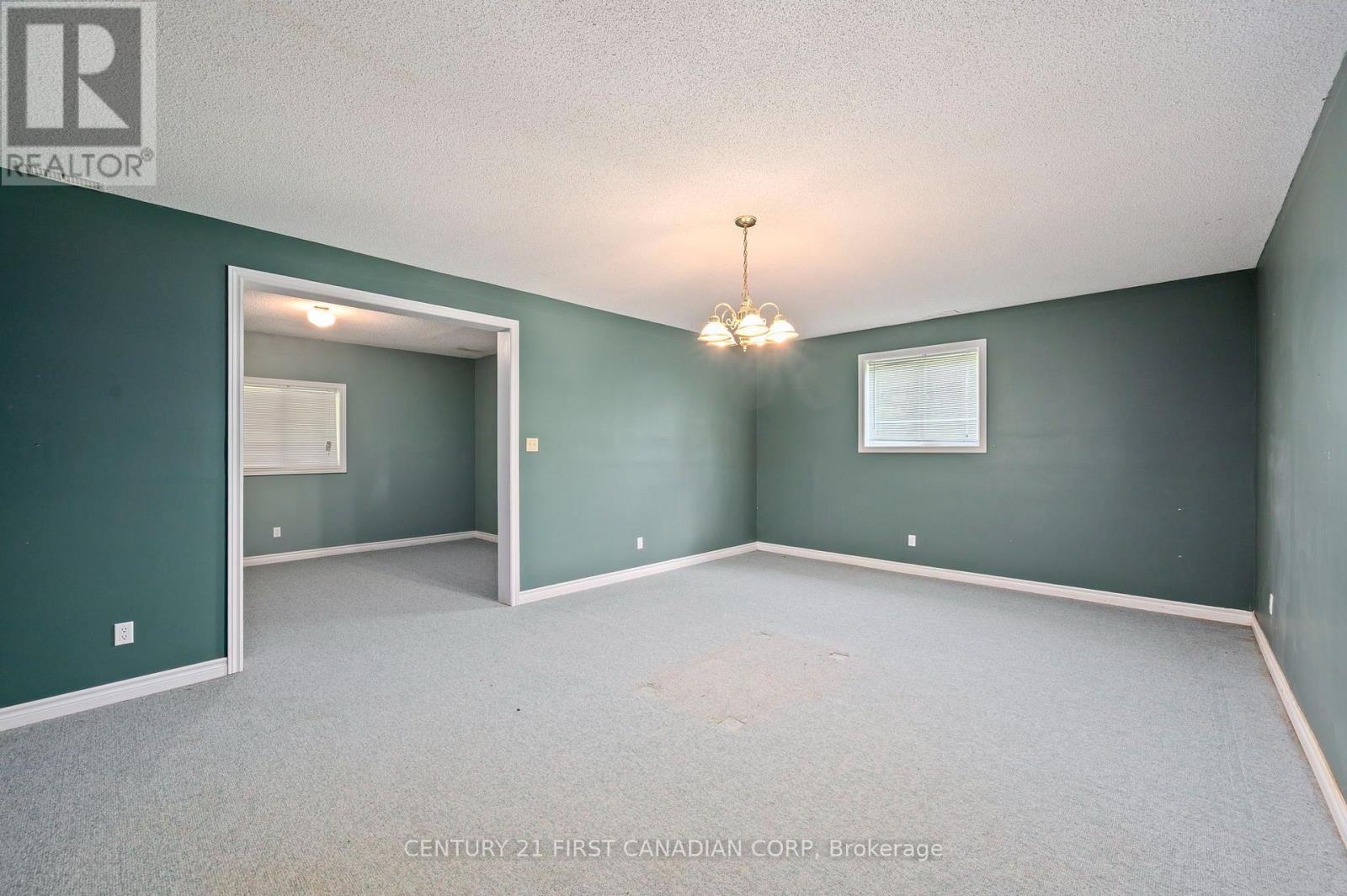 183 Wellington Street, Middlesex Centre, Ontario  N0L 1E0 - Photo 39 - X13728996