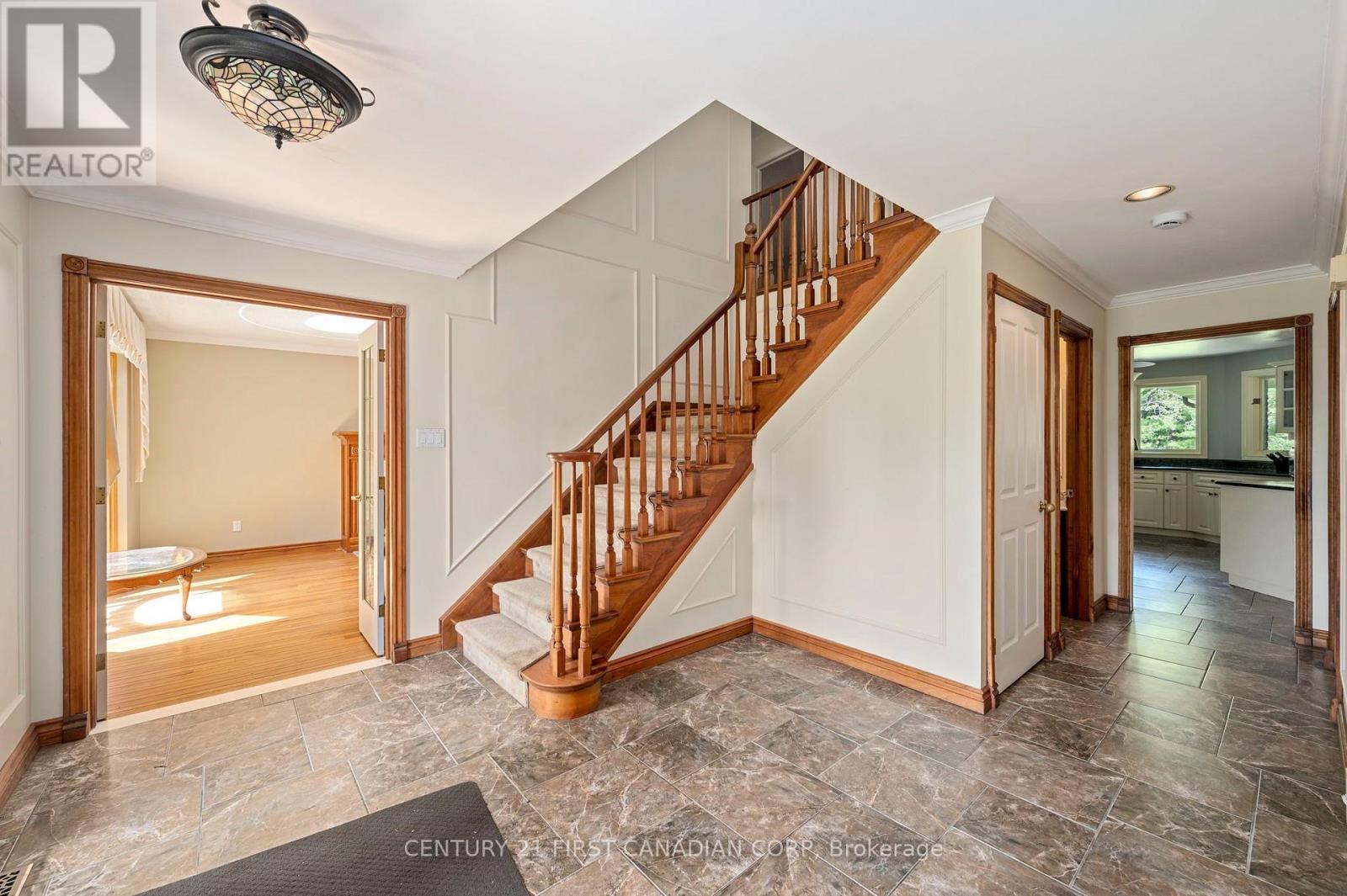 183 Wellington Street, Middlesex Centre, Ontario  N0L 1E0 - Photo 4 - X13728996